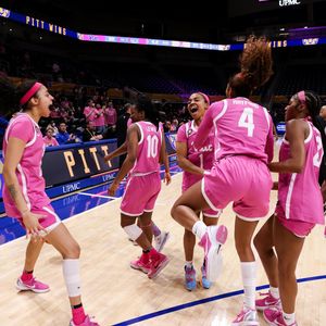 Image post by @pitt_wbb on Instagram