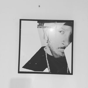 Image post by @bagoftrix on Instagram