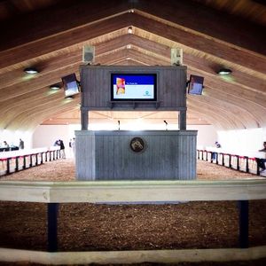 Image post by @spendthriftfarm on Instagram