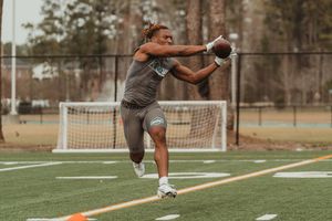 Image post by @coastalfootball on Twitter