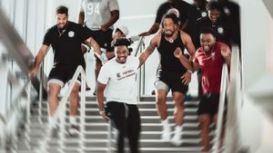 Video post by @gamecockfb on Instagram