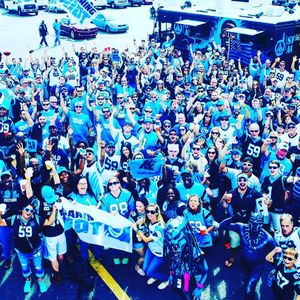 Image post by @roaringriot on Instagram