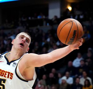 Image post by @DNVR_Sports on Twitter