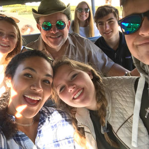 Image post by @charlottelatinschool on Instagram