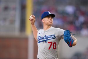 Image post by @DodgerInsider on Twitter