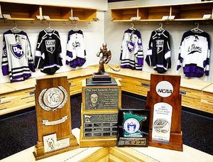 Image post by @tommiemhockey on Instagram