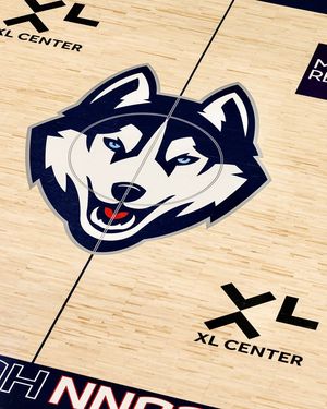 Image post by @XLCenter on Facebook