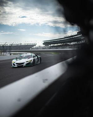 Image post by @gradientracing on Instagram