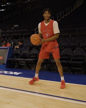 Image post by @stjohnsbball on Instagram
