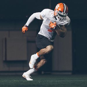 Image post by @usnikefootball on Instagram