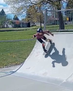 Image post by @skatelikeagirlsea on Instagram