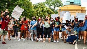 Image post by @photosbyalyssarasp on Instagram