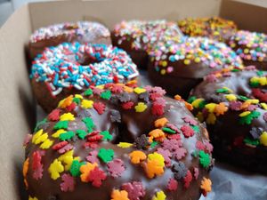 Image post by @donutandbeerfest on Instagram