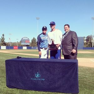 Image post by @usdtoreros on Instagram