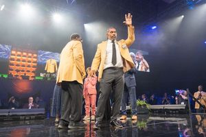 Image post by @profootballhof on Instagram