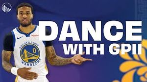 Video post by @Golden State Warriors on YouTube