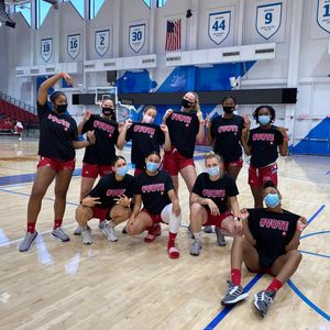 Image post by @lmulionswb on Instagram