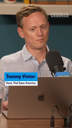 Video post by @PodSaveAmerica on Twitter