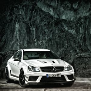Image post by @mercedesamg on Instagram