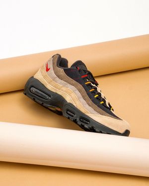 Image post by @solefly on Instagram