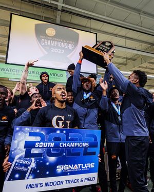 Image post by @gocamelstfxc on Instagram