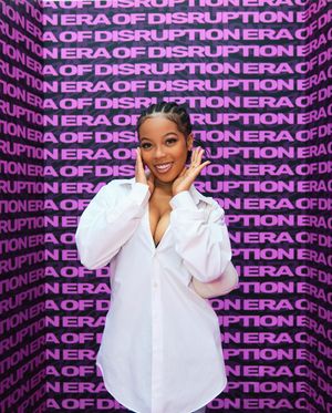 Image post by @thecleopatralee on Instagram