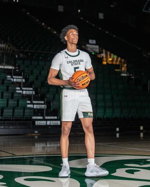 Image post by @csumbasketball on Instagram