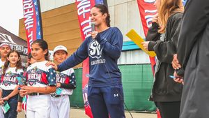 Image post by @softballyouth on Instagram