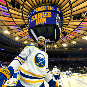 Image post by @BuffaloSabres on Twitter