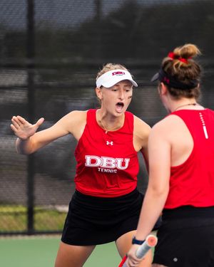 Image post by @dbu_tennis on Instagram