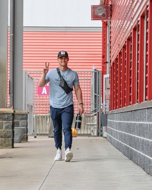 Image post by @neknockouts on Instagram