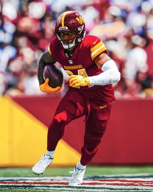 Image post by @commanders on Twitter