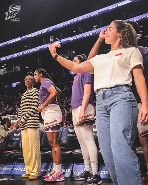 Image post by @phoenixmercury on Instagram