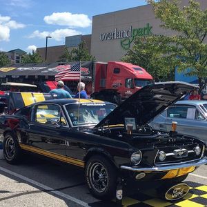Image post by @visitoverlandpark on Instagram