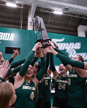 Image post by @usfvolleyball on Instagram