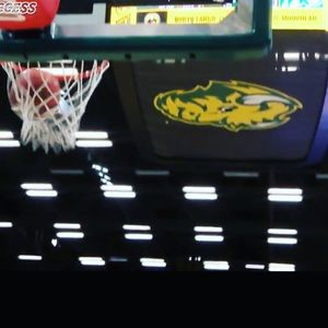 Image post by @undwbasketball on Instagram