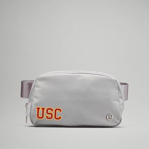 Image post by @uscbookstore on Instagram