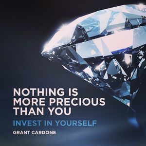 Image post by @elenacardone on Instagram
