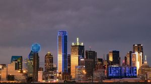 Image post by @ReunionTower on Twitter