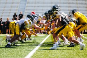Image post by @HawkeyeFootball on Twitter