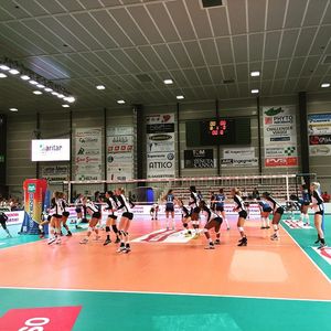 Image post by @ruvball on Instagram