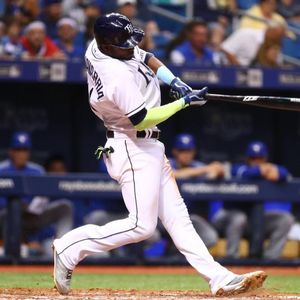 Image post by @raysbeisbol on Instagram