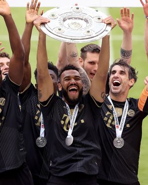 Image post by @fcbayern on Instagram