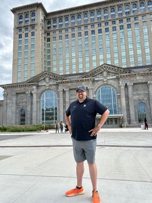 Image post by @MayorofYost on Twitter