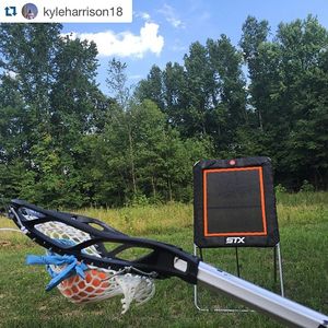 Image post by @stxmlax on Instagram