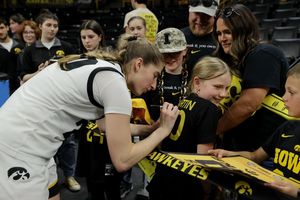 Image post by @alyssaskalaphotos on Instagram