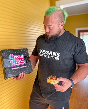 Image post by @thebodybuildingvegan on Instagram