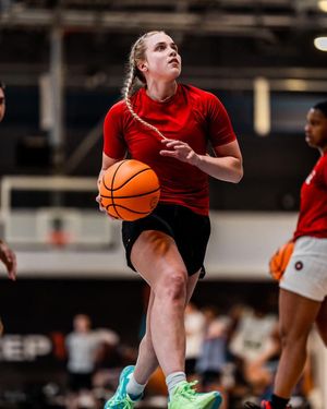 Image post by @haileyvanlith on Instagram