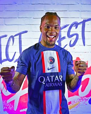 Image post by @psg on Instagram