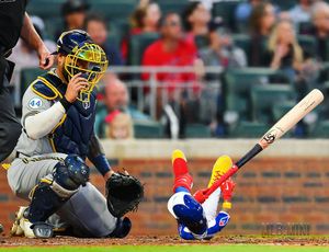 Image post by @mlb_mini on Twitter